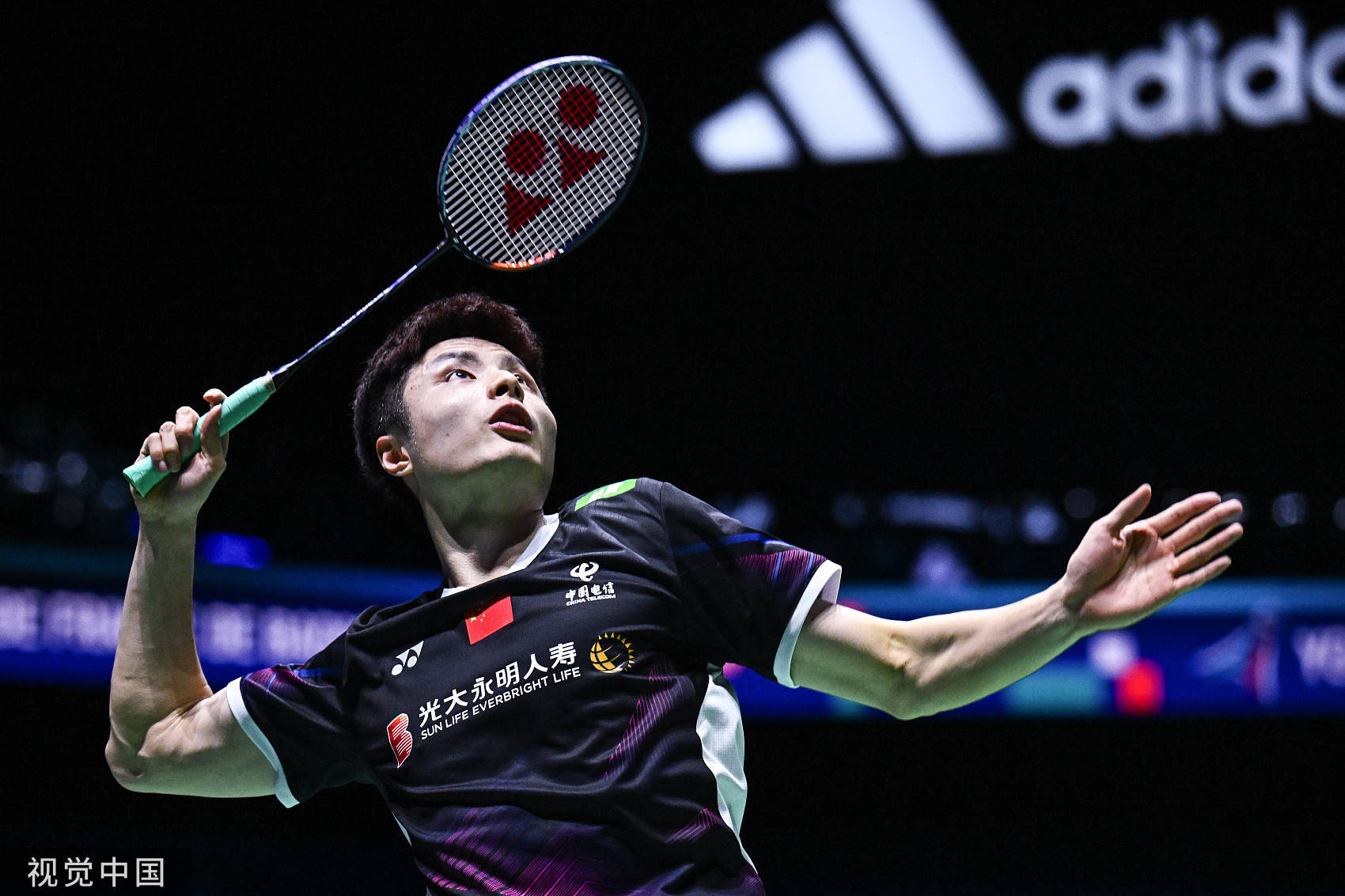 印尼羽毛球队强势中国羽毛球队,林丹三分雨点燃全场 印尼羽毛球队强势中国羽毛球队,林丹三分雨点燃全场