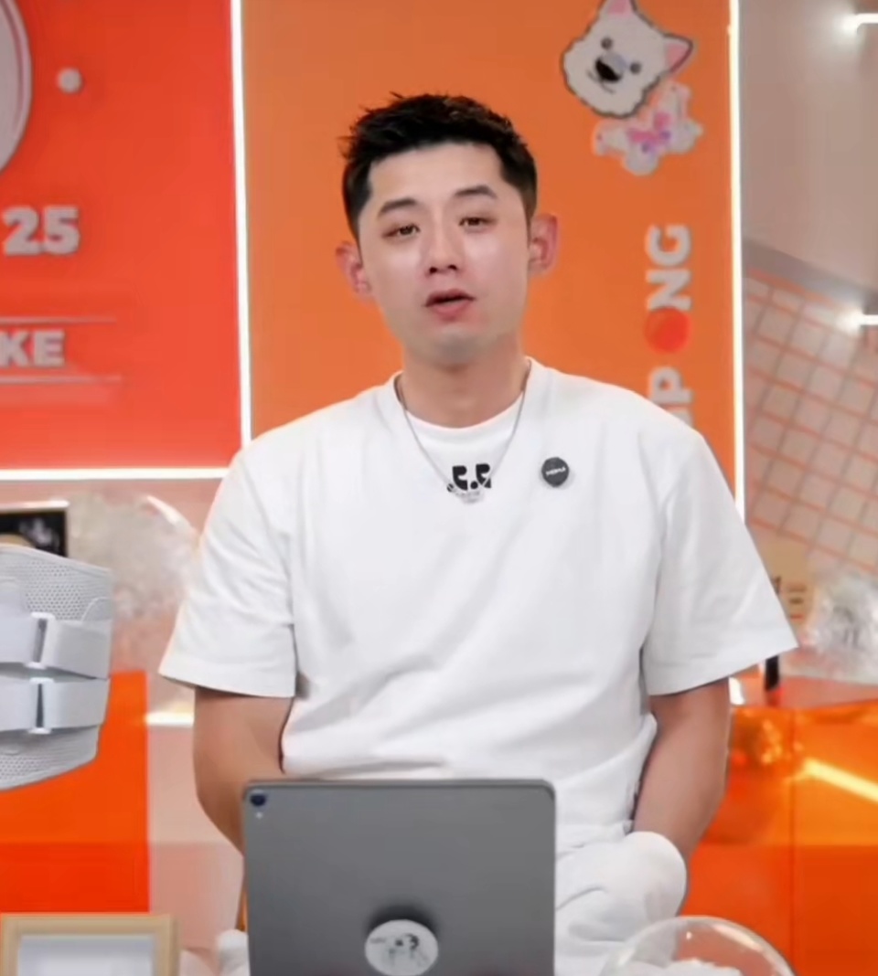 米兰真人-包含德国乒乓球队横扫波兰乒乓球队，张继科制霸全场的词条