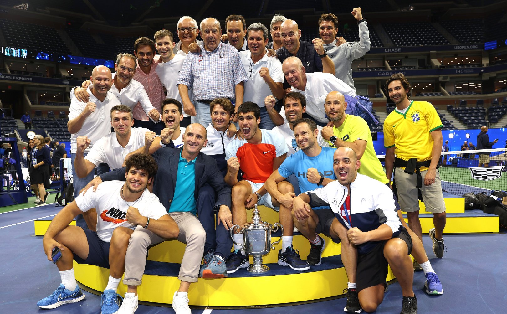 中国米兰体育-西班牙网球队强势日本网球队，阿尔卡拉斯统治全场的简单介绍