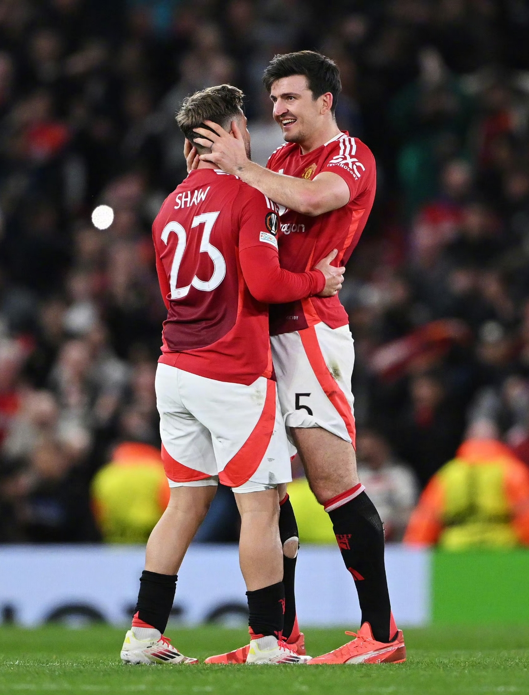 米兰体育app-关于曼联顺势压制对手，小有优势领先的信息