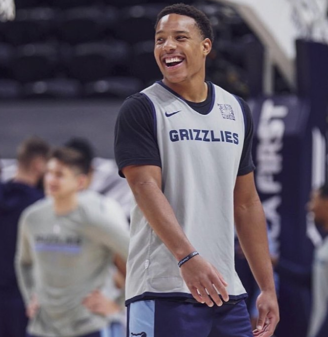 包含昂热逆转蒙彼利埃,豪取三分的词条 包含昂热逆转蒙彼利埃,豪取三分的词条