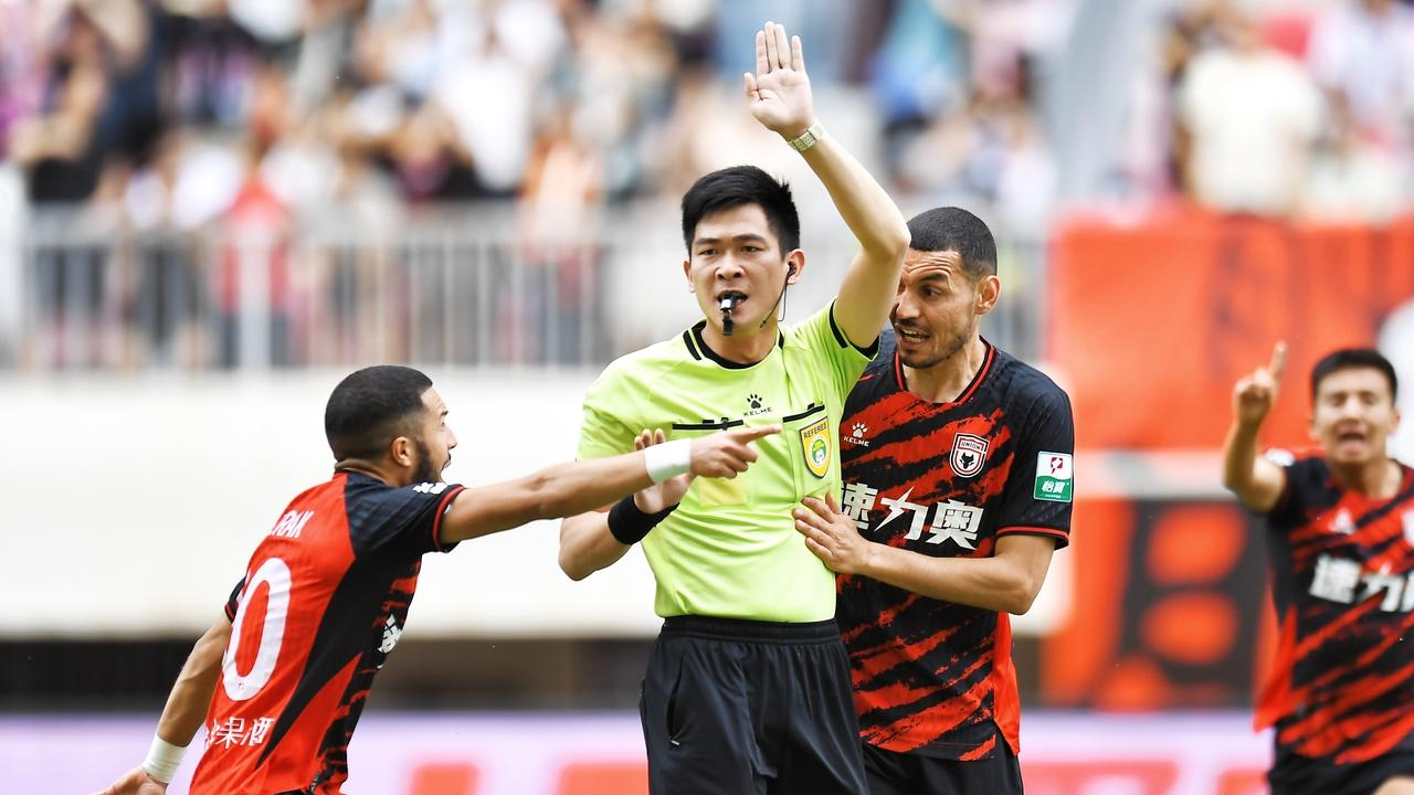 米兰体育-包含陕西队客场不敌广东,球员表现令人关注的词条
