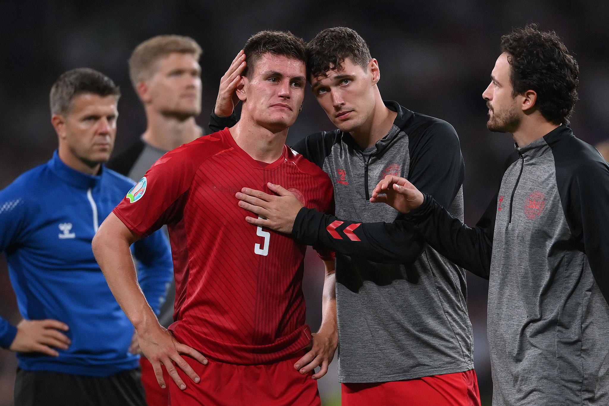 米兰-丹麦羽毛球队碾压英格兰羽毛球队，安赛龙制霸全场的简单介绍